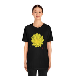 Hawkweed Flower Yellow | Unisex Ringspun Short Sleeve T-Shirt